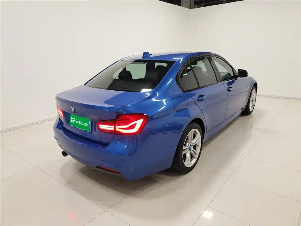 BMW 3 Series 2017 330i M Sport фото 12