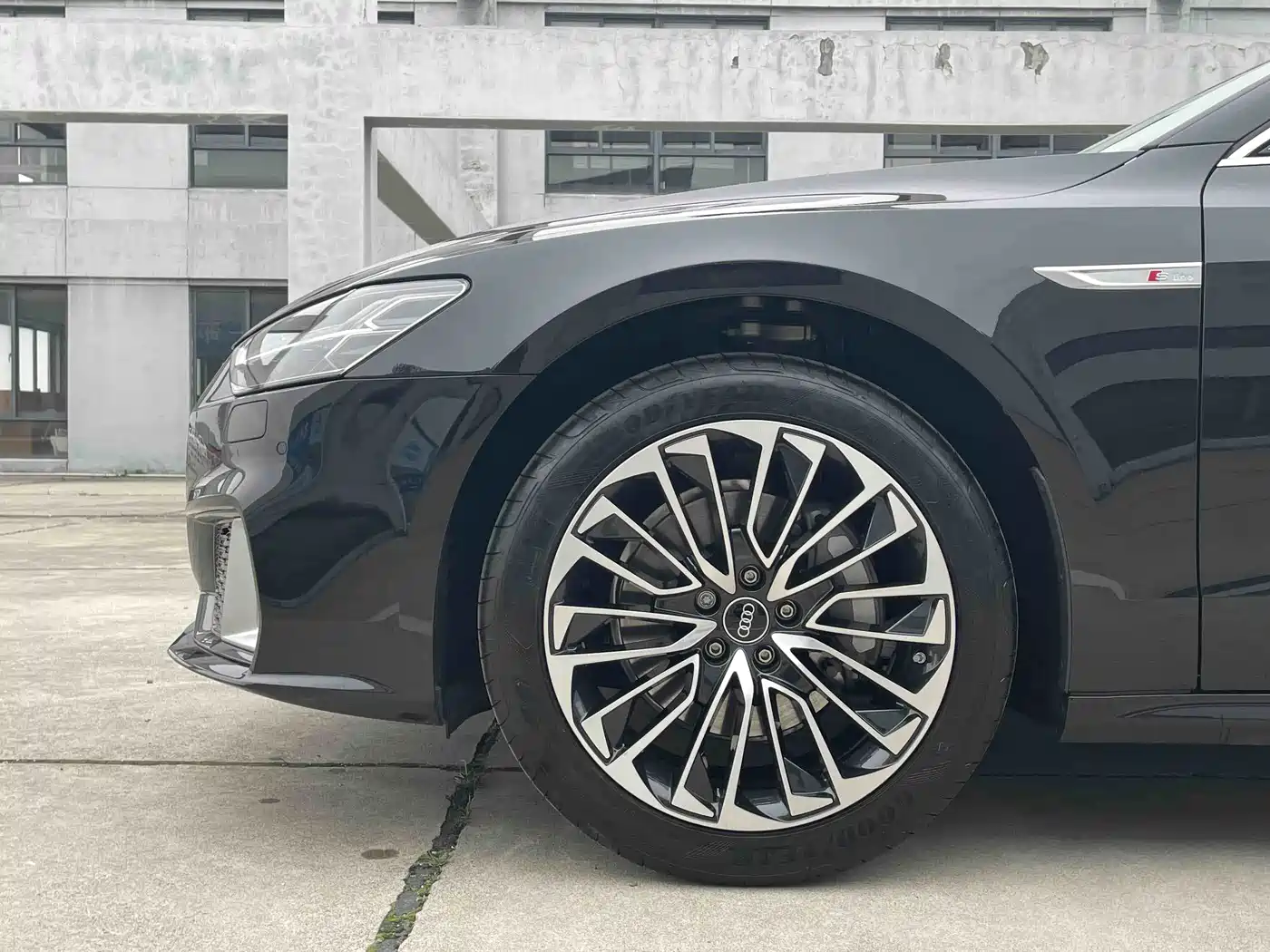 AUDI A7L