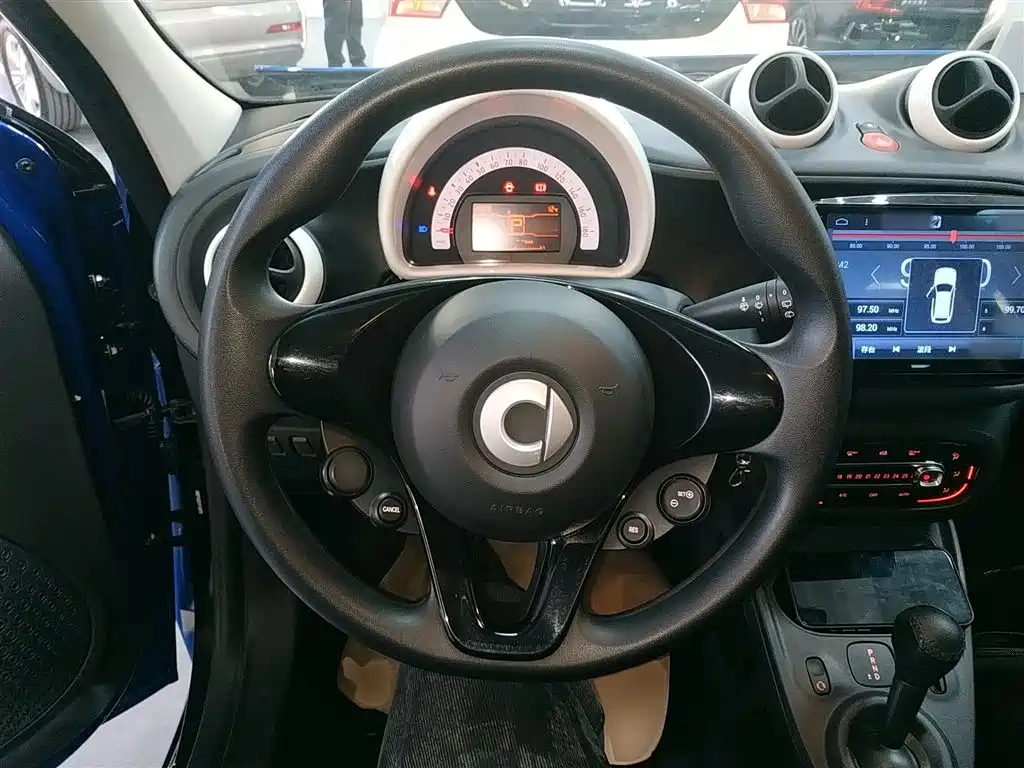 smart forfour 2018 2016 1.0L 52kW Agile Edition