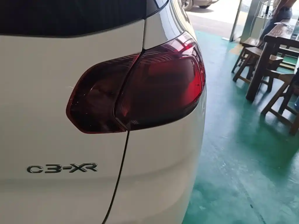Citroën C3-XR 2016 2015 1.6L Manual Pioneer