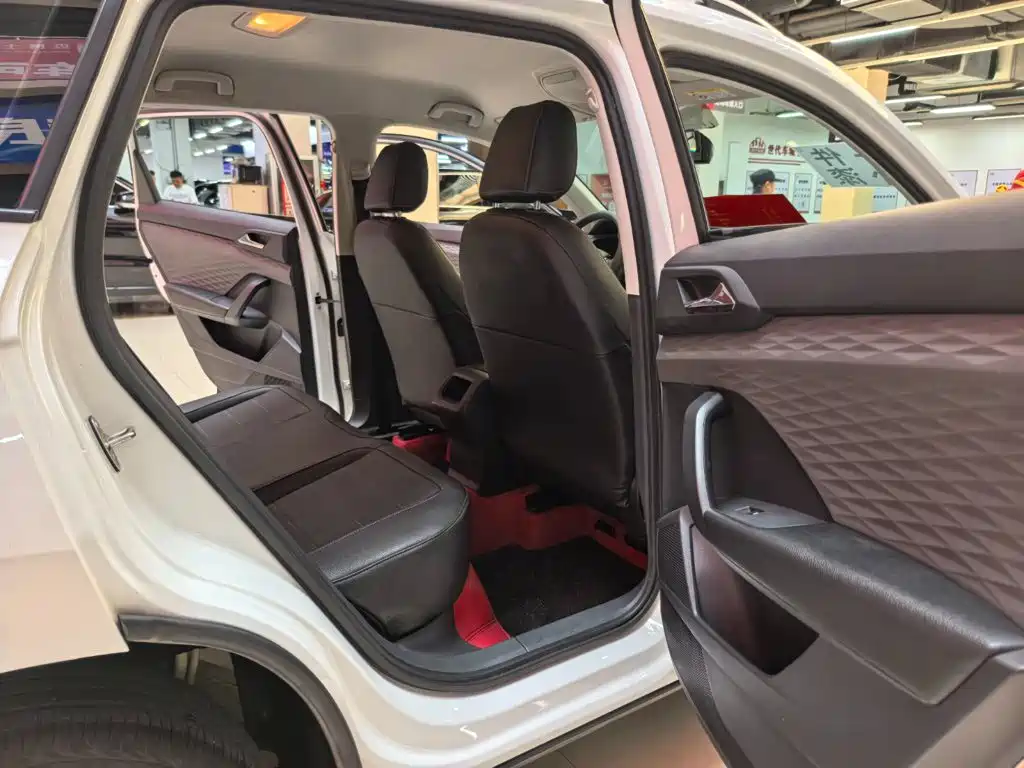 Volkswagen Tharu, миниатюра 8