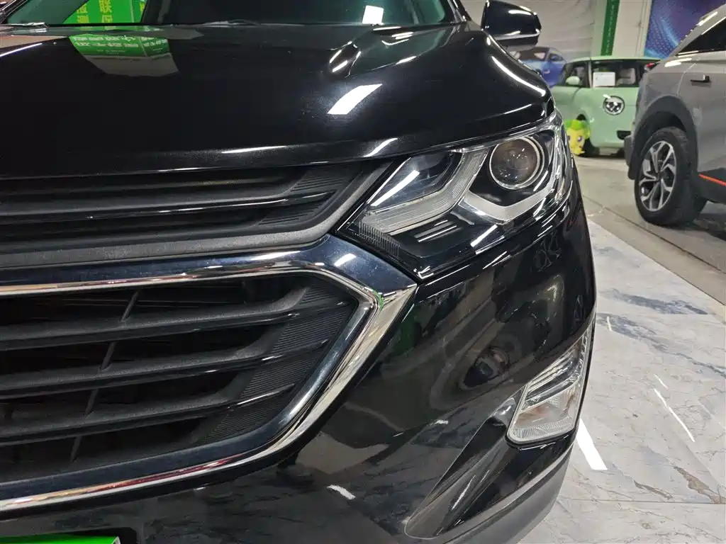 Chevrolet Equinox 2018 535T Automatic Frontier Edition фото 18