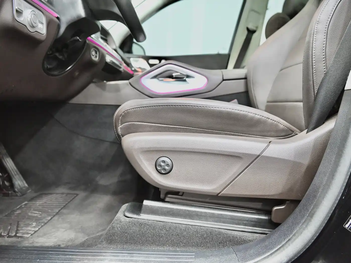 Mercedes-Benz GLE 2021 GLE 350 4MATIC Fashion фото 16