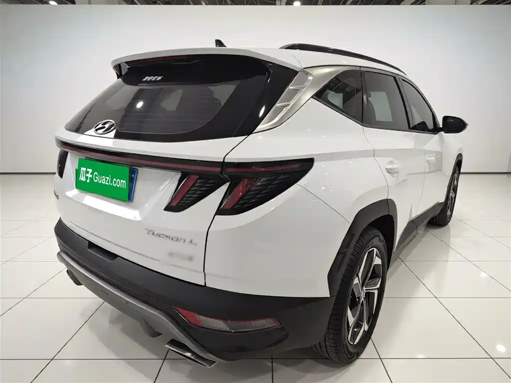 Hyundai Tucson 2022 Tucson L 1.5T DCT LUX Premium N Line фото 7