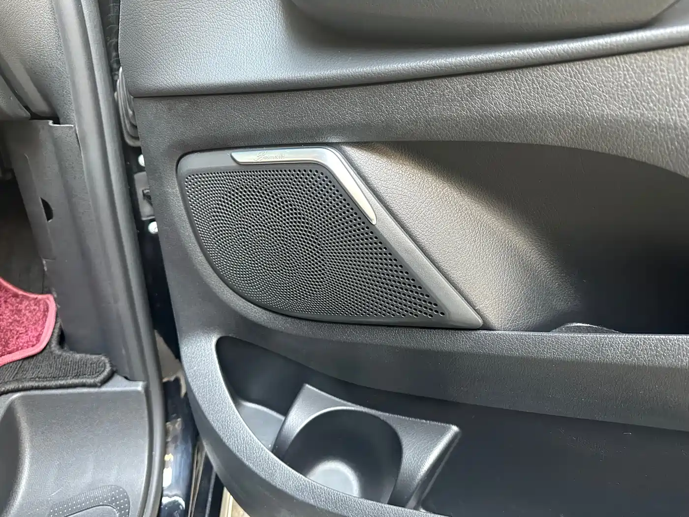 Mercedes-Benz V-Class 2022 V 260 L Long Wheelbase Luxury Edition фото 9