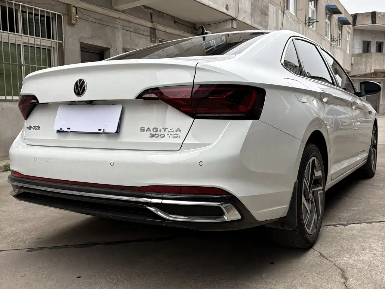 Volkswagen Sagitar 2024 300TSI DSG Surpass Edition фото 15