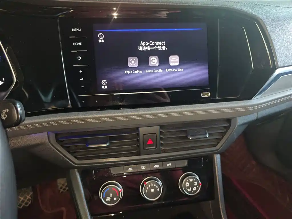 Volkswagen Sagitar 2021 280TSI DSG Surpassing Edition фото 13