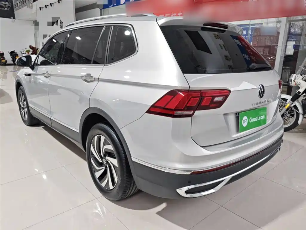 Volkswagen Tiguan L 2023 330TSI Auto 2WD Smart Edition фото 23