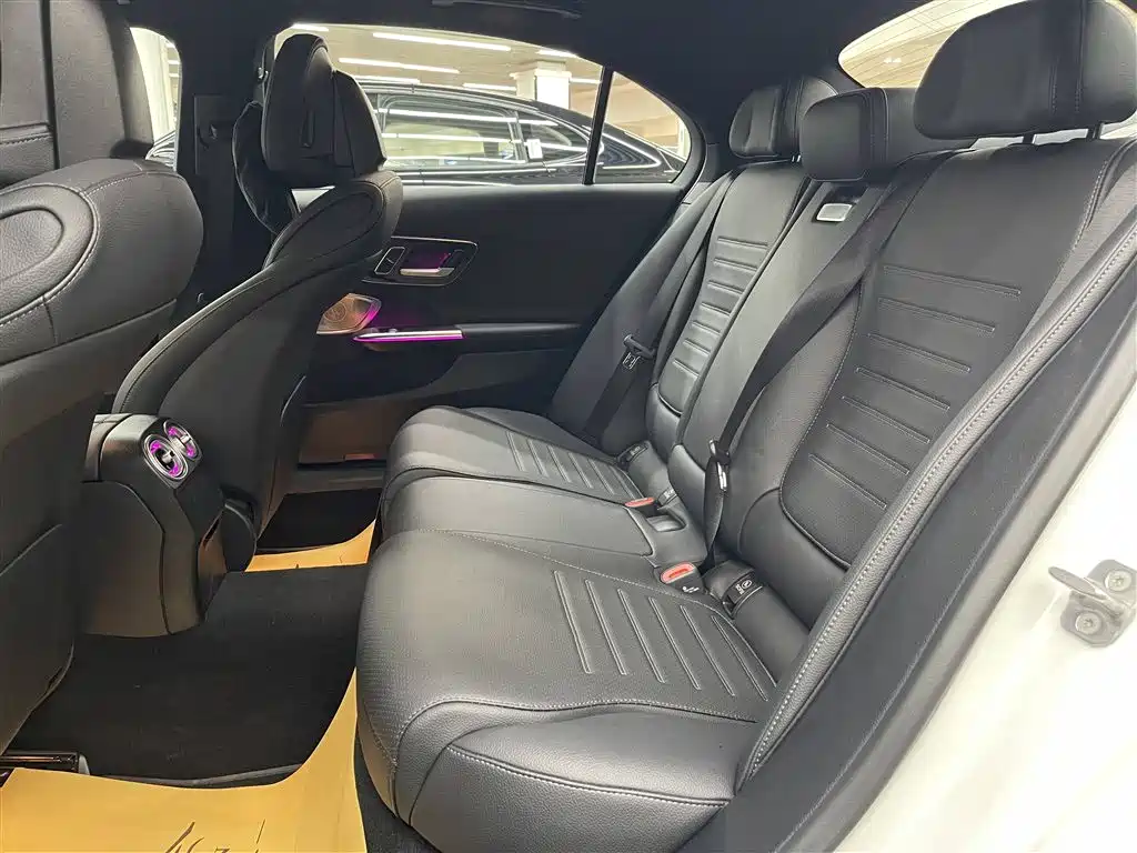 Mercedes-Benz C-Class 2025 C 260 L Night Sport Edition фото 13