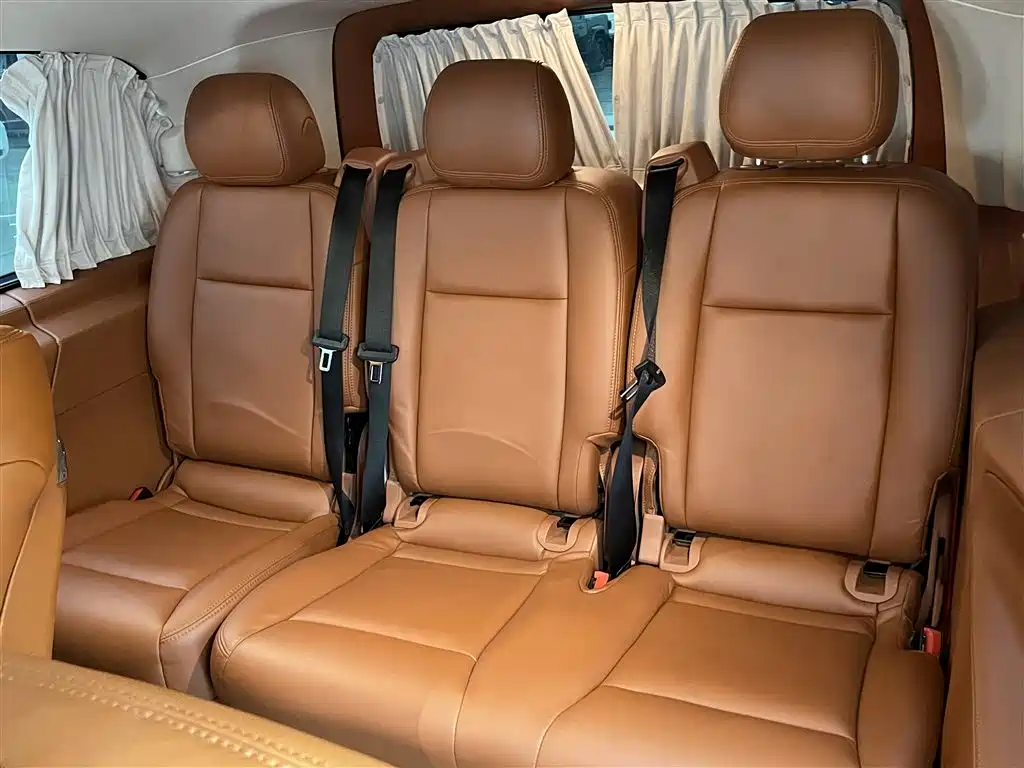 Mercedes-Benz Vito 2020 2.0T Business Edition (7-seater) фото 16