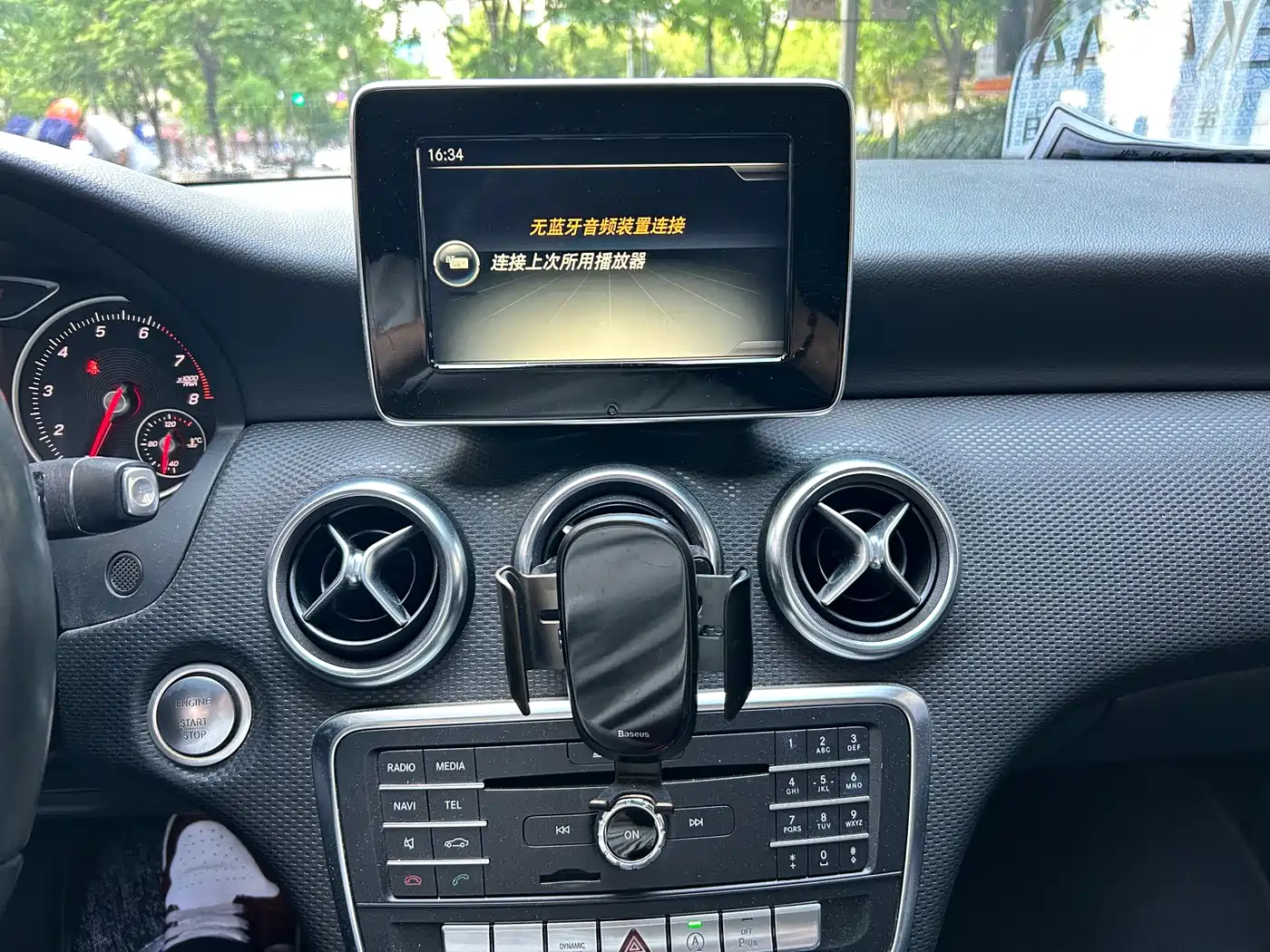 Mercedes-Benz A-Class (Import) 2016 A 200 Dynamic фото 12