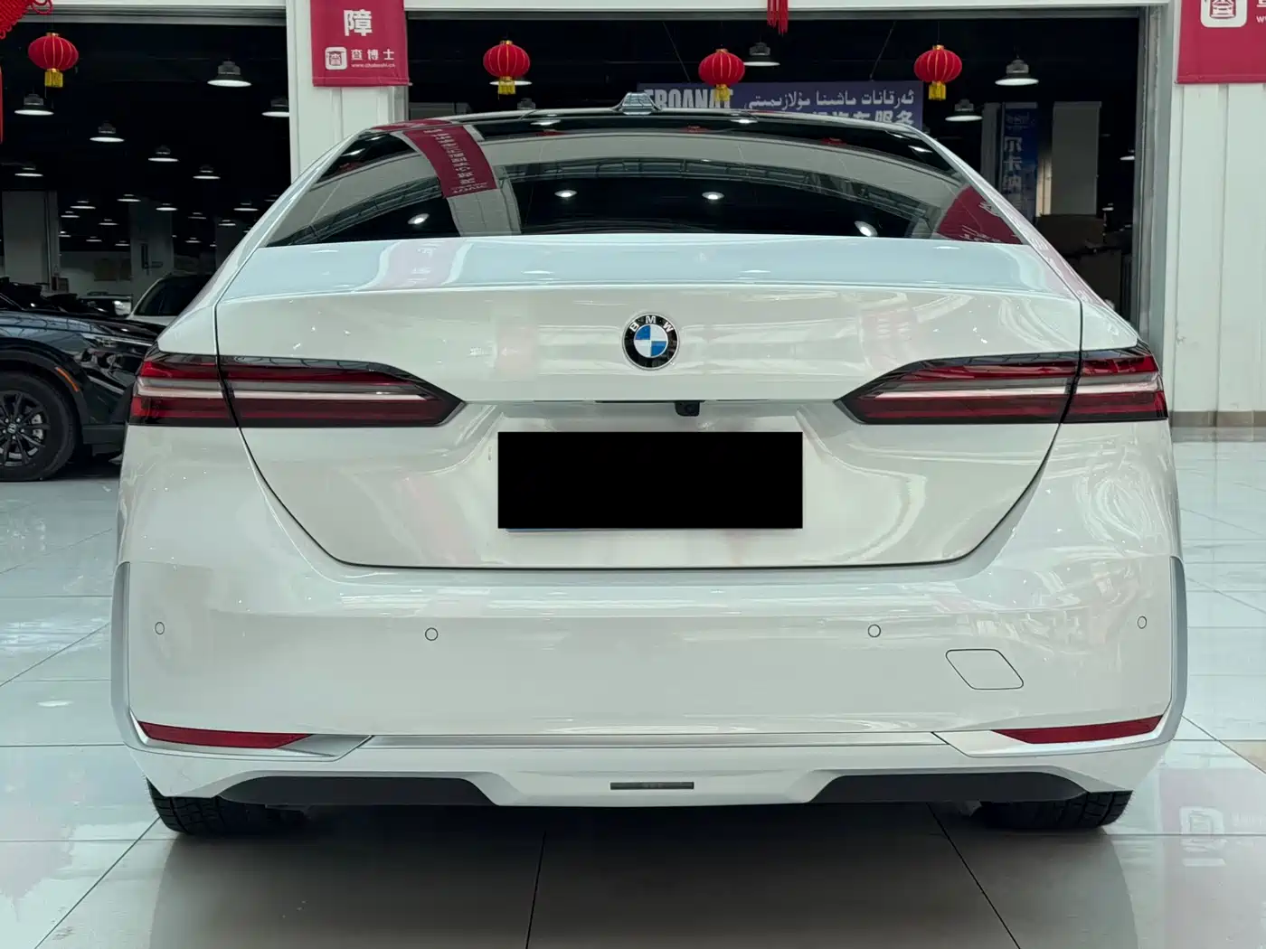 BMW 5 Series 2024 530Li Leading M Sport Package фото 5