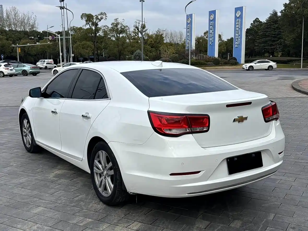 Chevrolet Malibu 2017 1.5T Automatic Luxury Edition фото 7