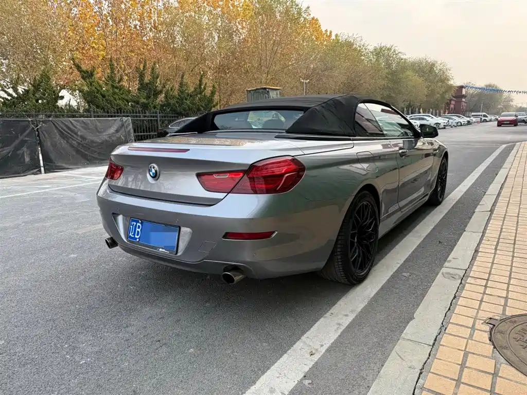 BMW 6 Series 2011 640i Convertible Coupe фото 14