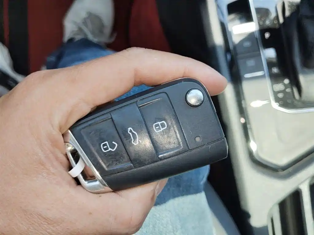 Volkswagen Tiguan L 2023 300TSI Automatic 2WD Smart Enjoyment Edition фото 15
