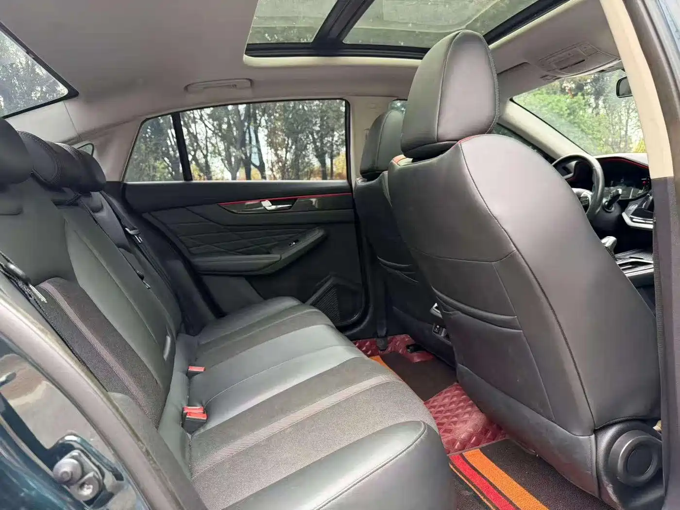 DONGFENG YI HYUN MAX