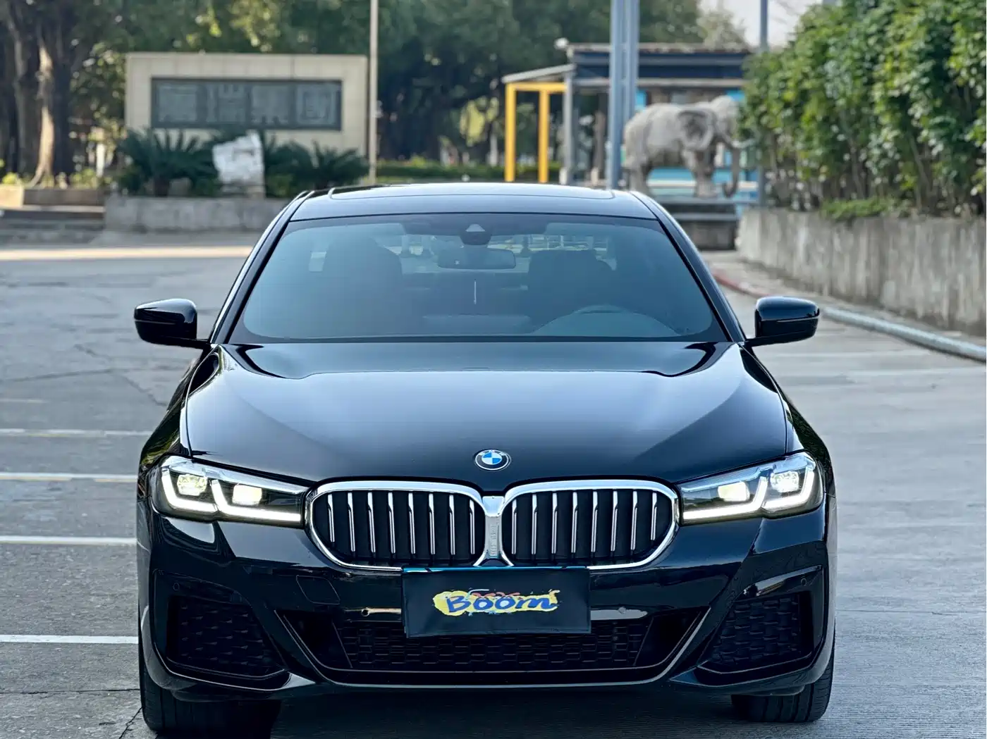BMW 5 Series 2023 Facelift 530Li Leading M Sport Package фото 2