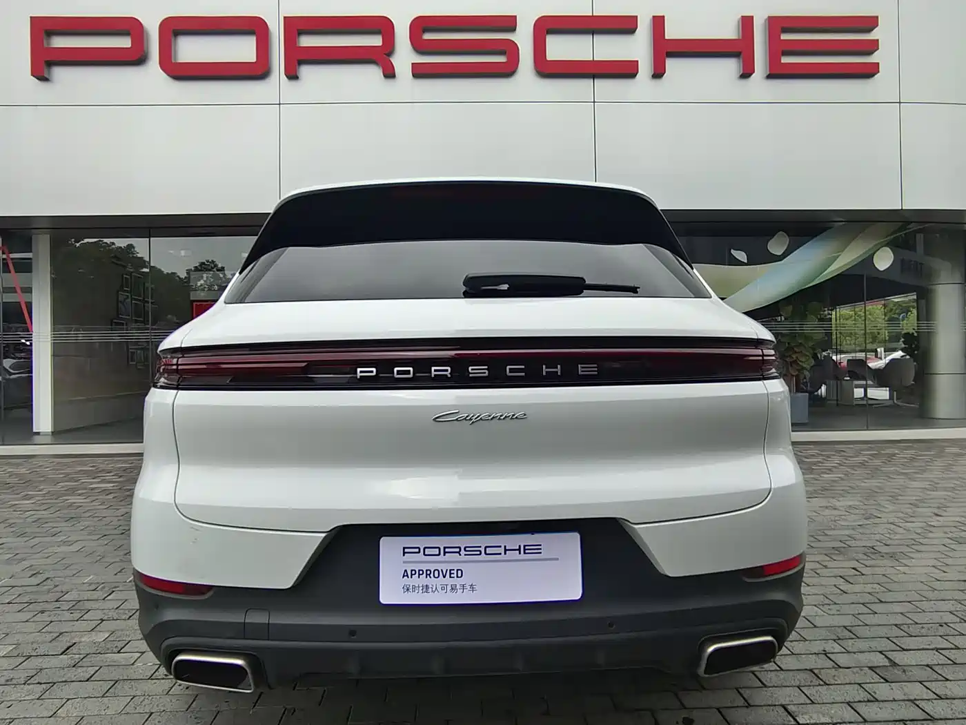 PORSCHE CAYENNE