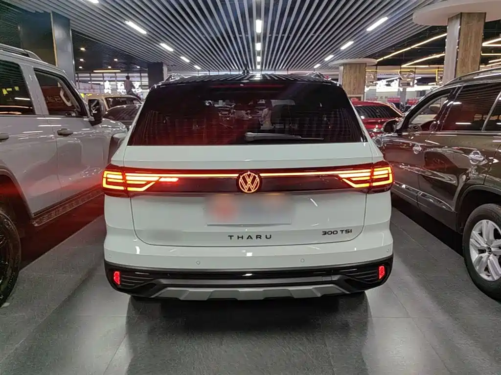 Volkswagen Tharu 2024 300TSI 2WD Moon Premium Edition фото 6