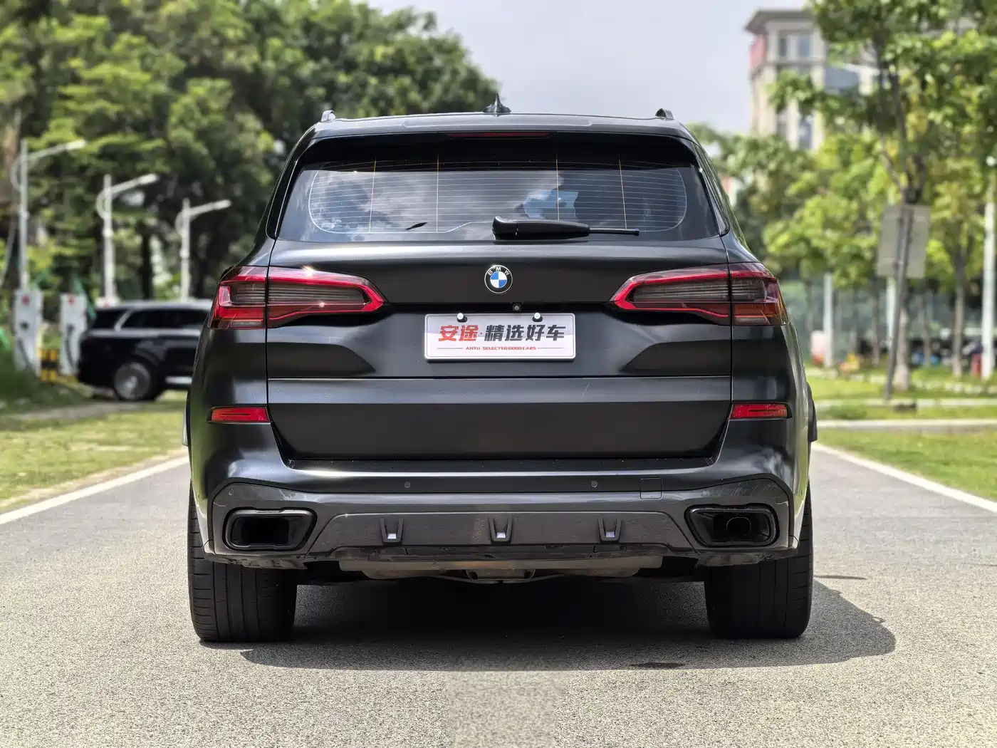 BMW X5 (Import) 2019 xDrive40i Exclusive M Sport Package фото 4