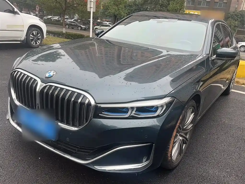 BMW 7 Series 2019 Facelift 740Li xDrive Executive Luxury Package фото 2