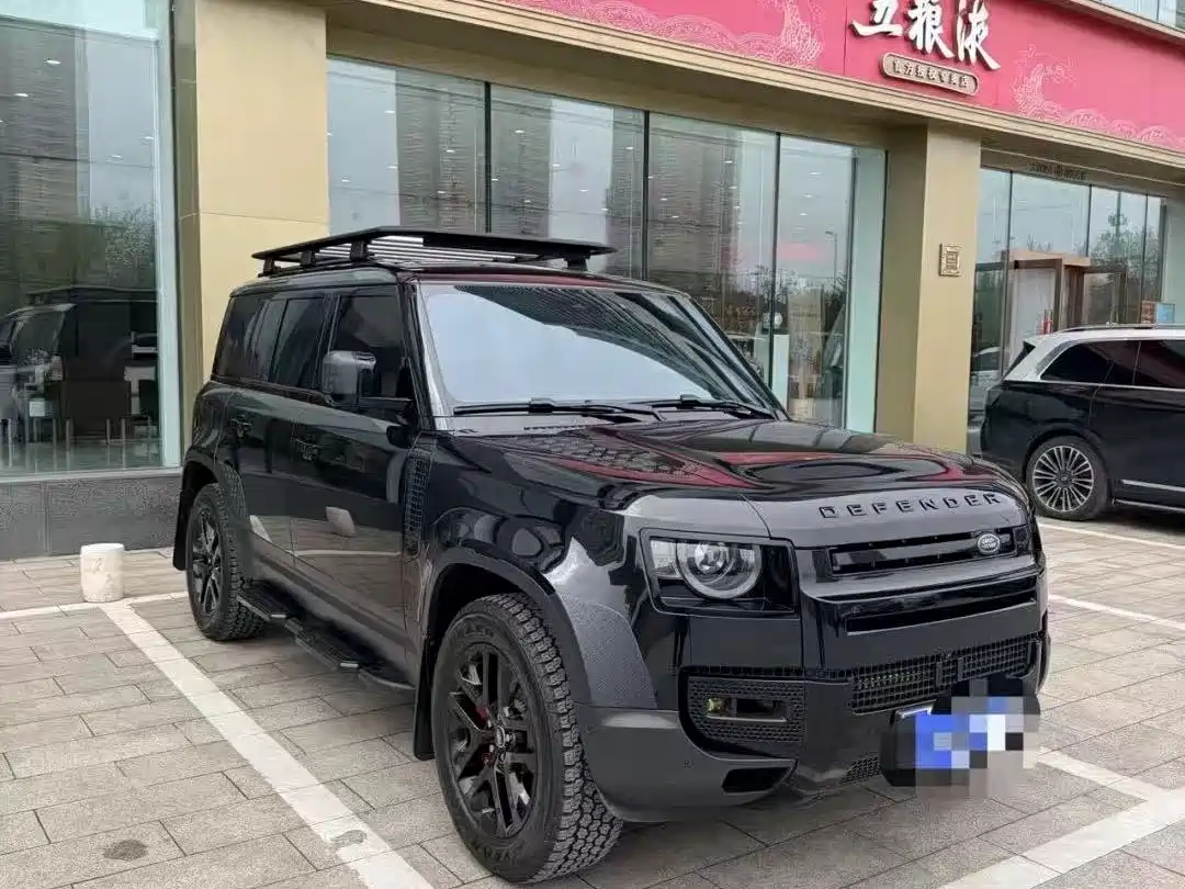 Land Rover Defender 2025 110 3.0T P400 Dark Special Edition фото 3