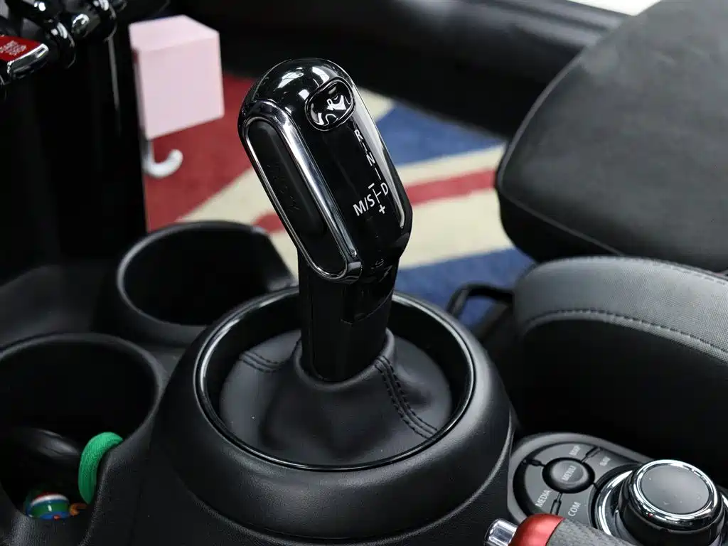 MINI JCW