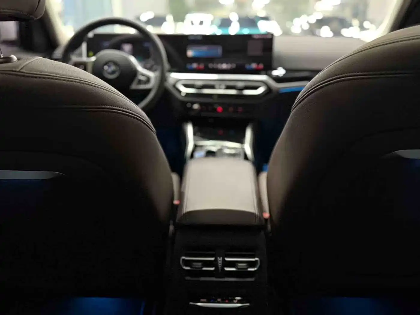 BMW i3 2024 eDrive 35 L фото 14