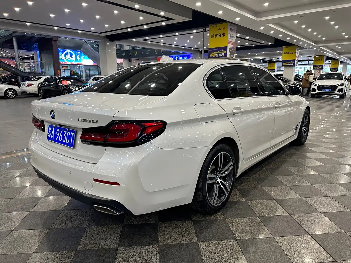 BMW 5-SERIES
