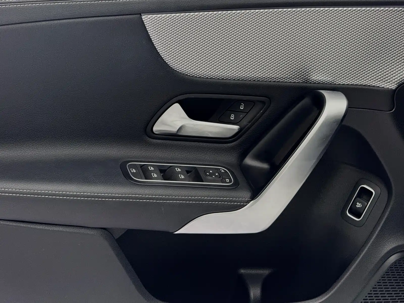 Фото 19 - Mercedes-Benz A-Class