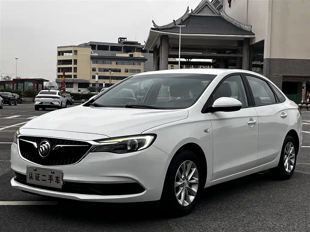 Buick Excelle 2018 15T DCT Progressive (China V) фото 3