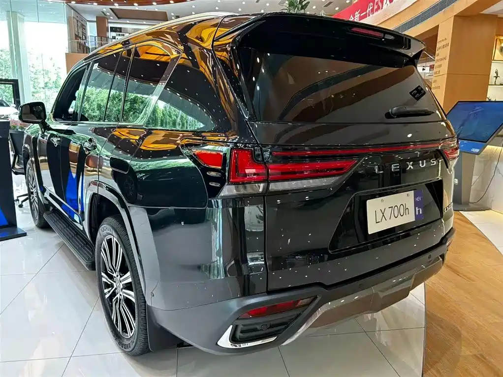 2026 Lexus LX