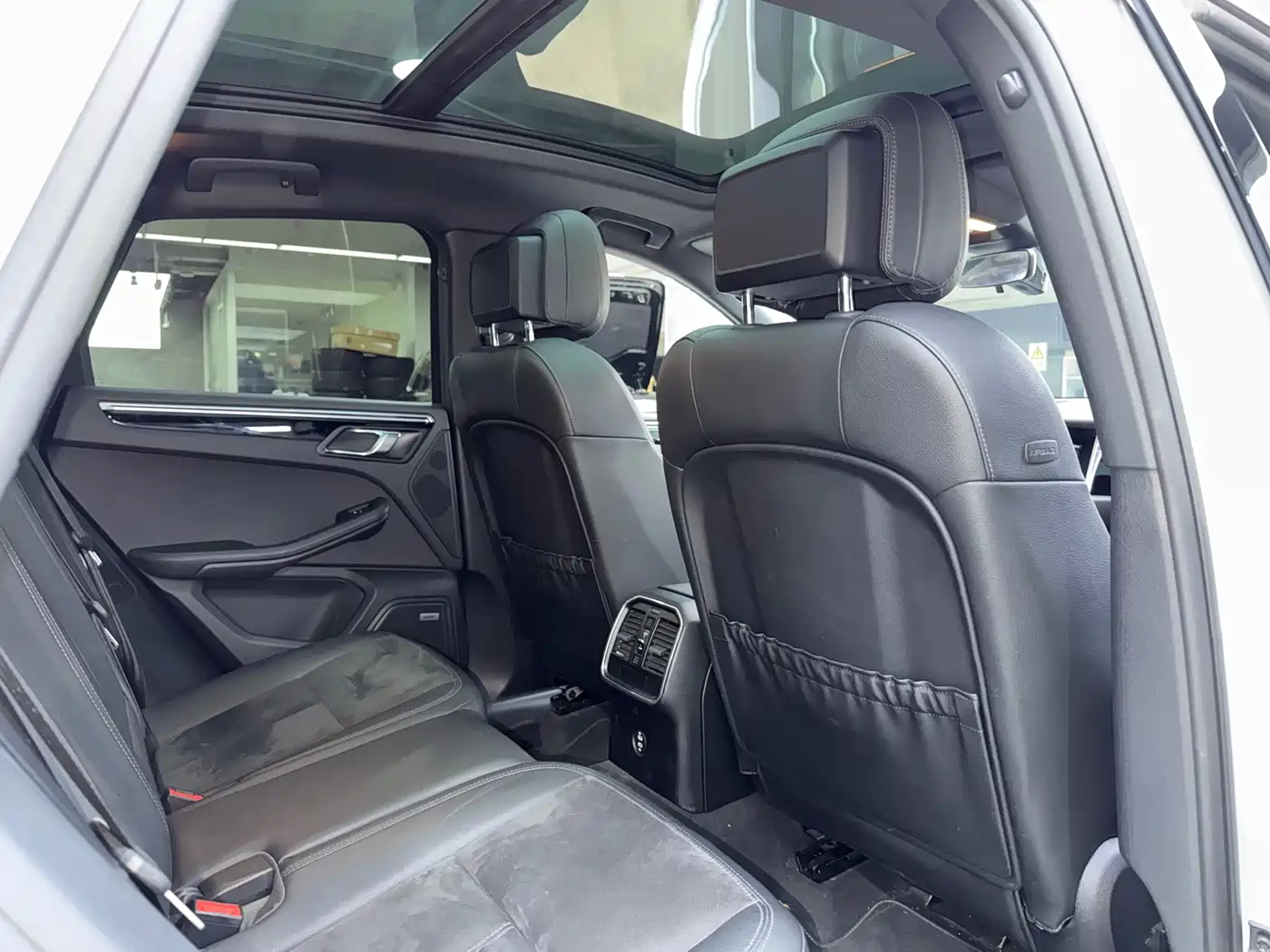 Porsche Macan 2018 Macan S 3.0T фото 16