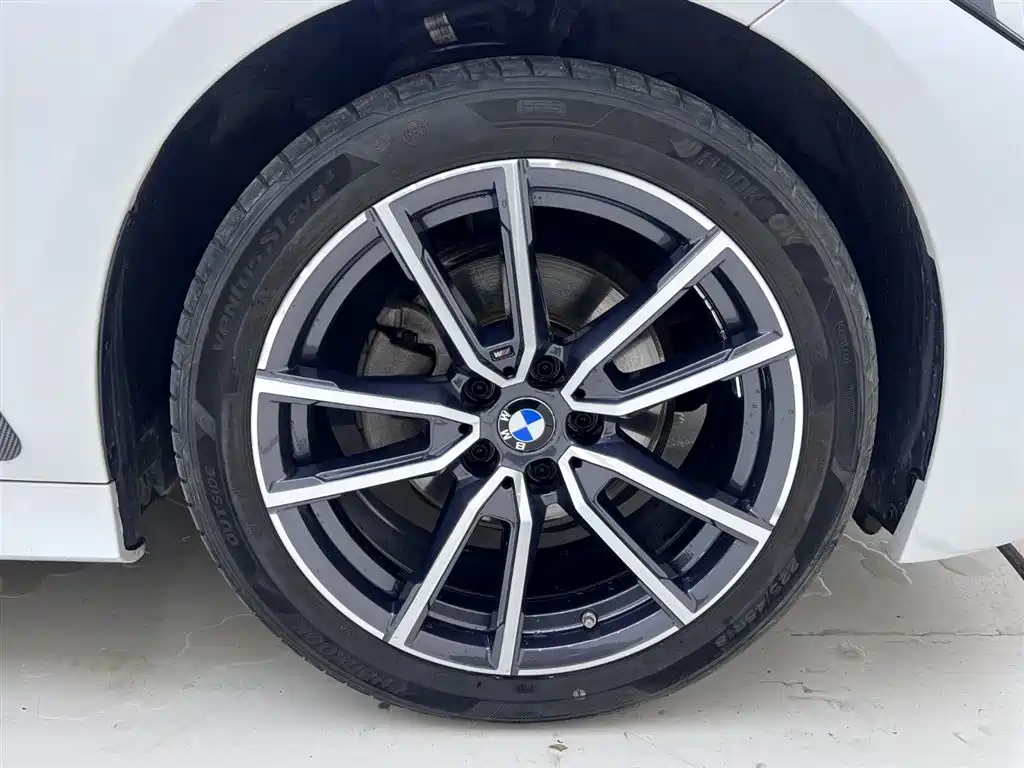 BMW 3 Series 2023 320Li M Sport Package фото 28