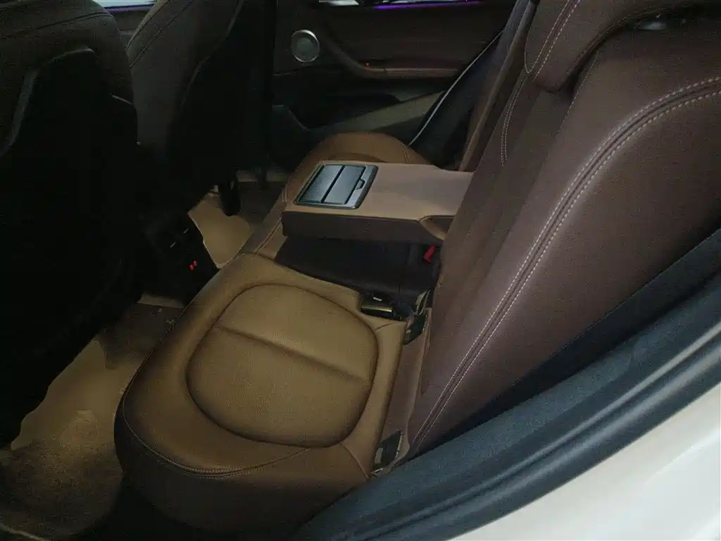 BMW X2 2023 sDrive25i M Off-Road Package фото 13