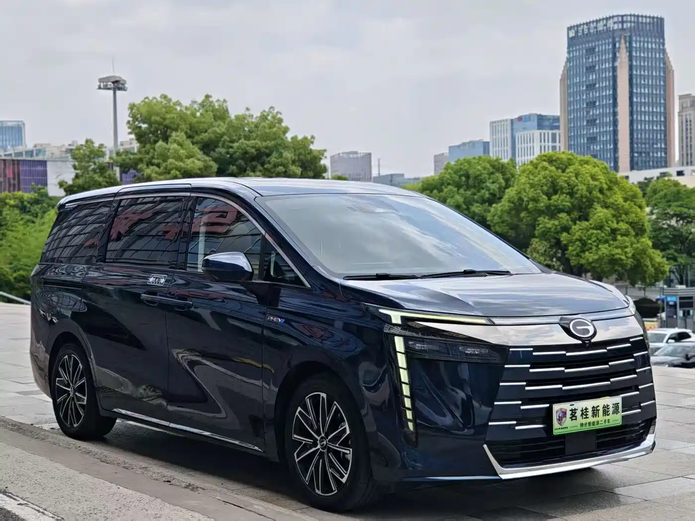 GAC Trumpchi Trumpchi E8 NEV 2024 Model 150km MAX фото 4