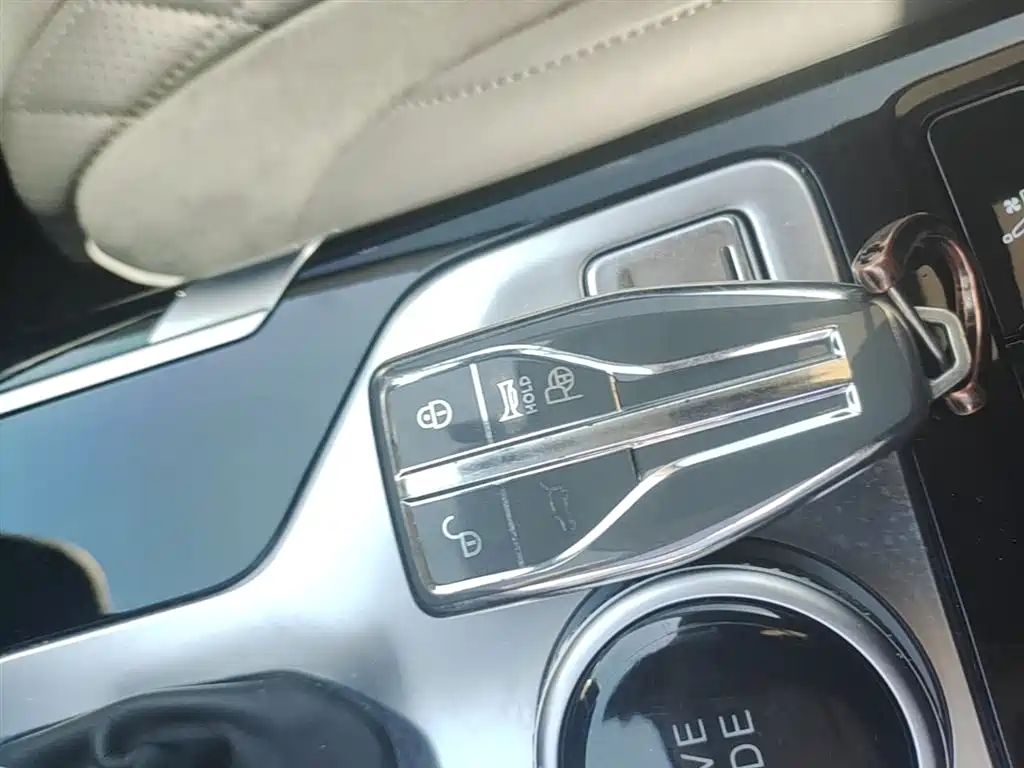 Hongqi HS5 2019 2.0T Smart Connect Enjoy Edition фото 9