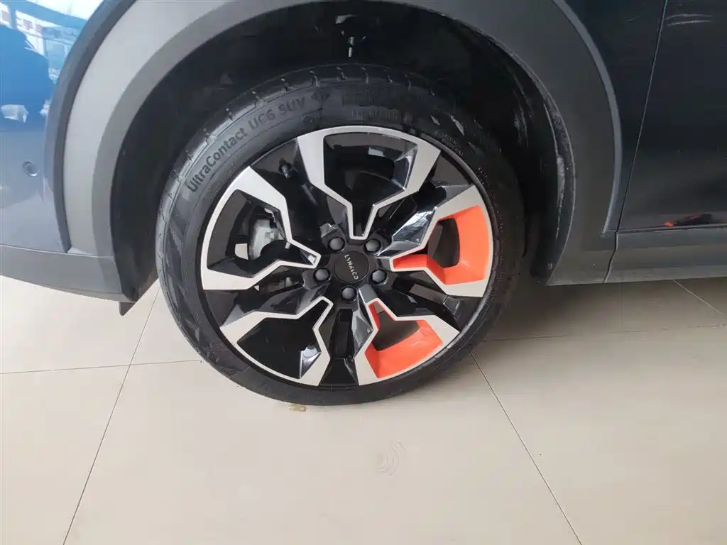 Lynk & Co 06 2020 1.5T Halo фото 23