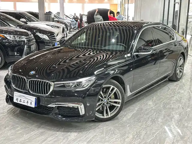 BMW 7 SERIES