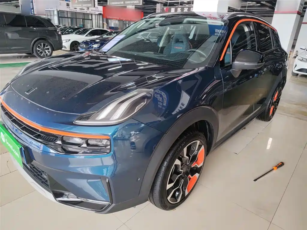 Lynk & Co 06 2020 1.5T Halo фото 2