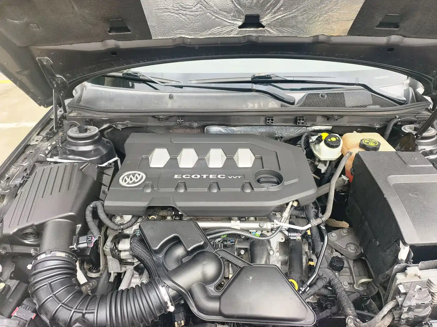 Buick Regal 2012 Model 2.0L Luxury фото 11
