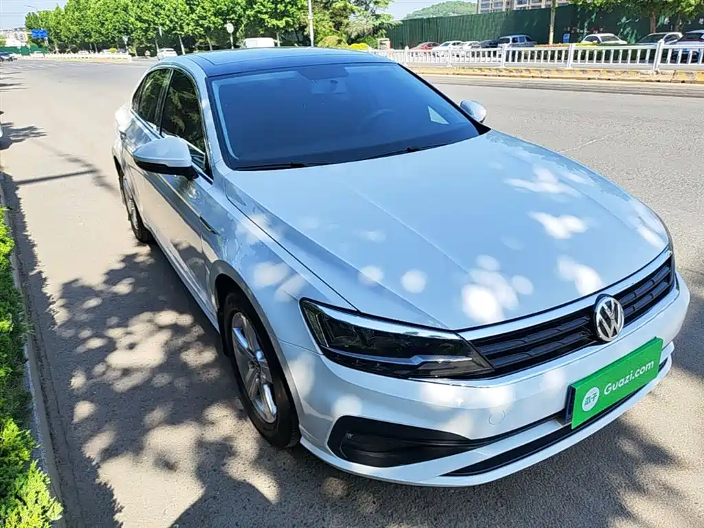 Volkswagen Lamando 2021 230TSI DSG Fashion Edition фото 4