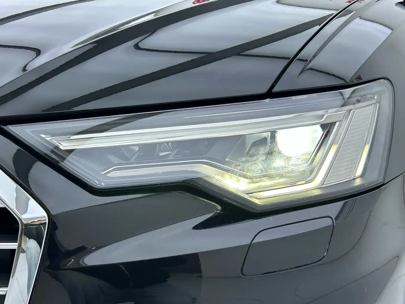 Audi A6L 2021 40 TFSI Luxury Sport фото 7