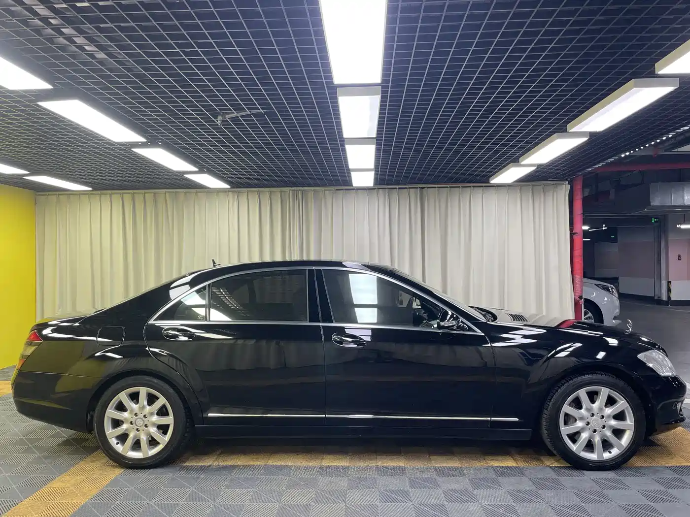 Mercedes-Benz S-Class 2008 Model S 500 L 4MATIC фото 9