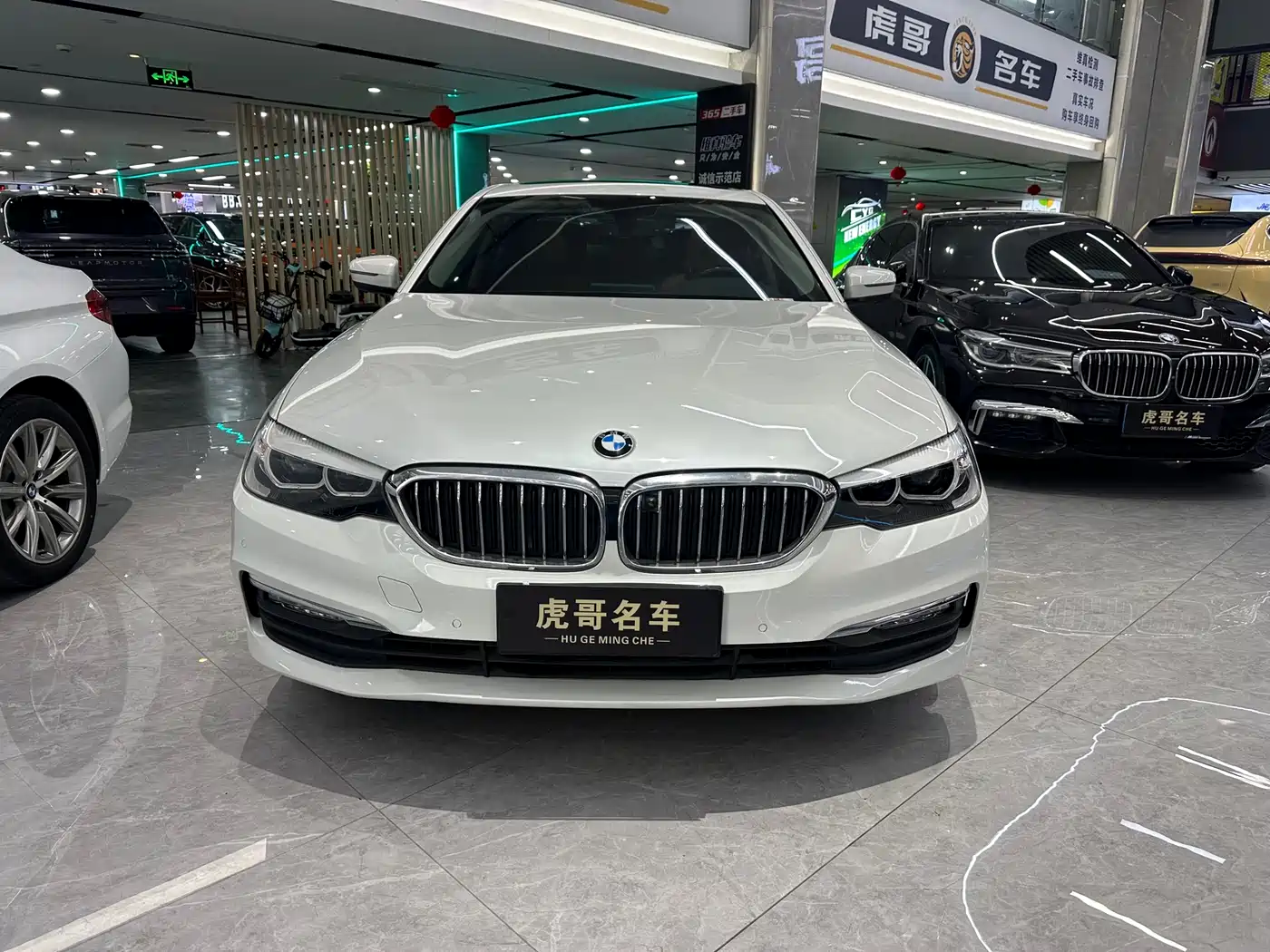 BMW 5 Series 2018 528Li Launch Special Edition фото 2