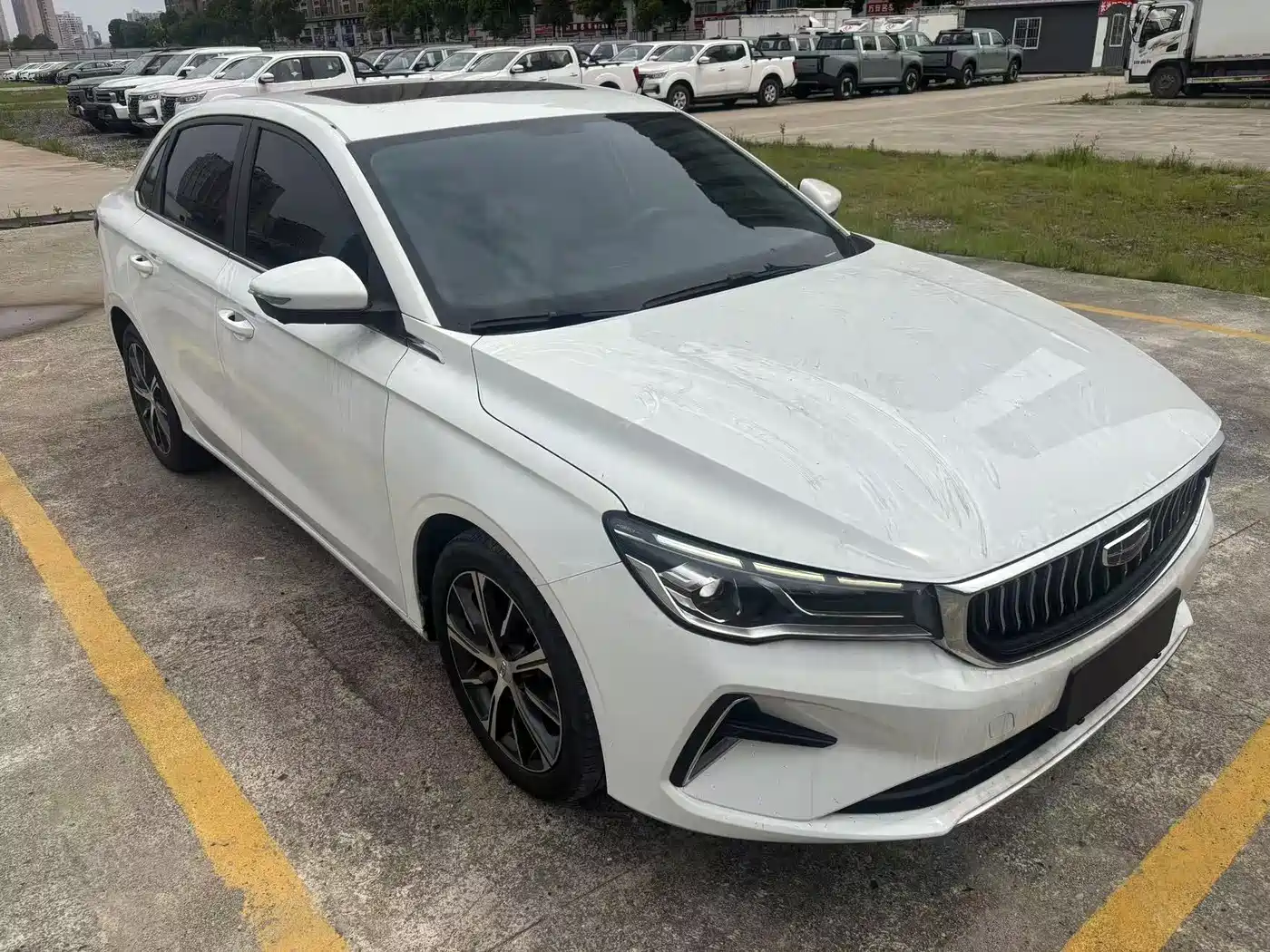 GEELY AUTOMOBILE EMGRAND 2023