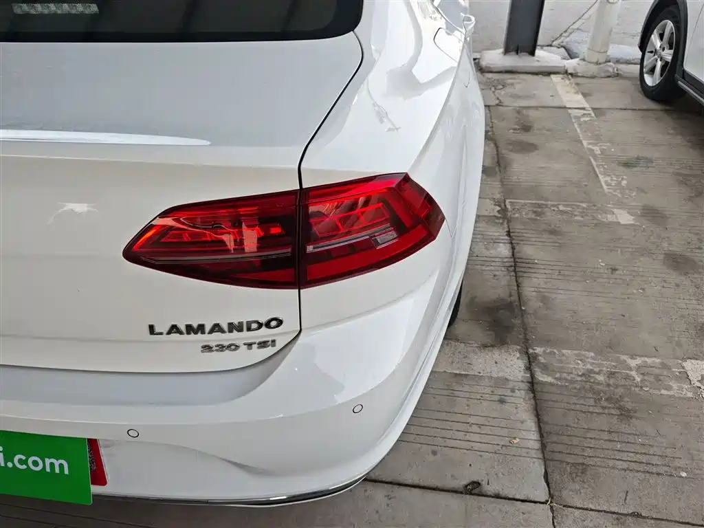 Volkswagen Lamando 2021 230TSI DSG Fashion Edition фото 24
