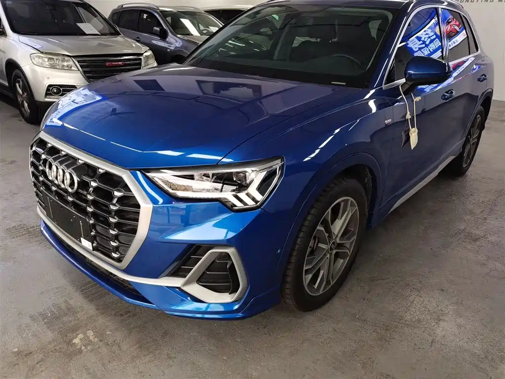 Audi Q3 2021 40 TFSI Fashion Sport