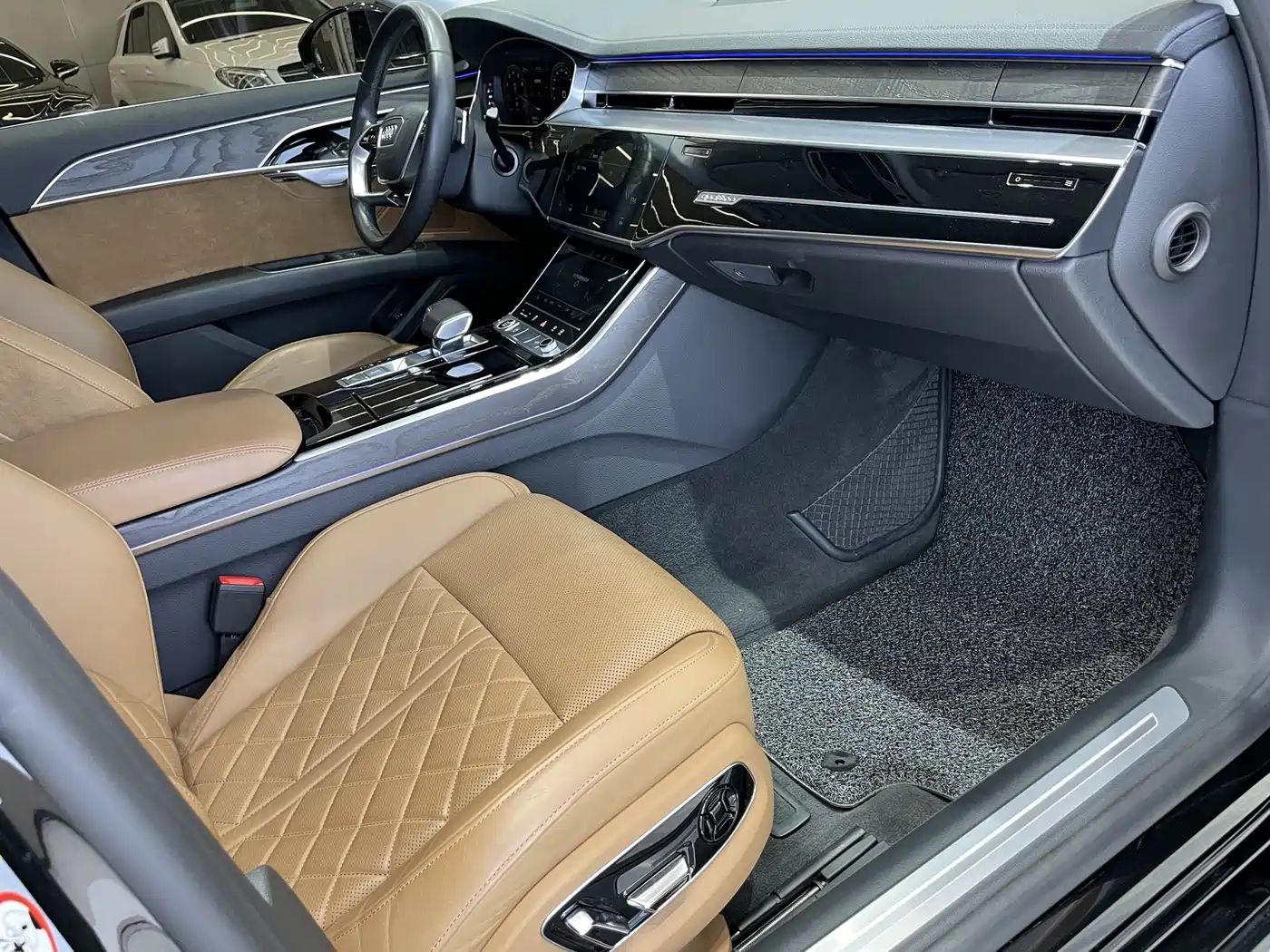 Audi A8 2021 A8L 50 TFSI quattro Comfort фото 20