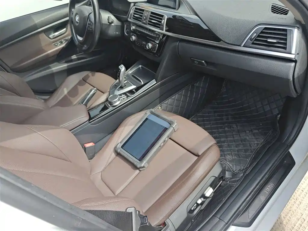 BMW 3 Series 2019 320Li Fashion Type фото 20